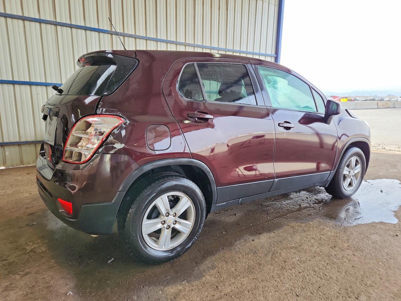 2020 CHEVROLET TRAX LS photo 3