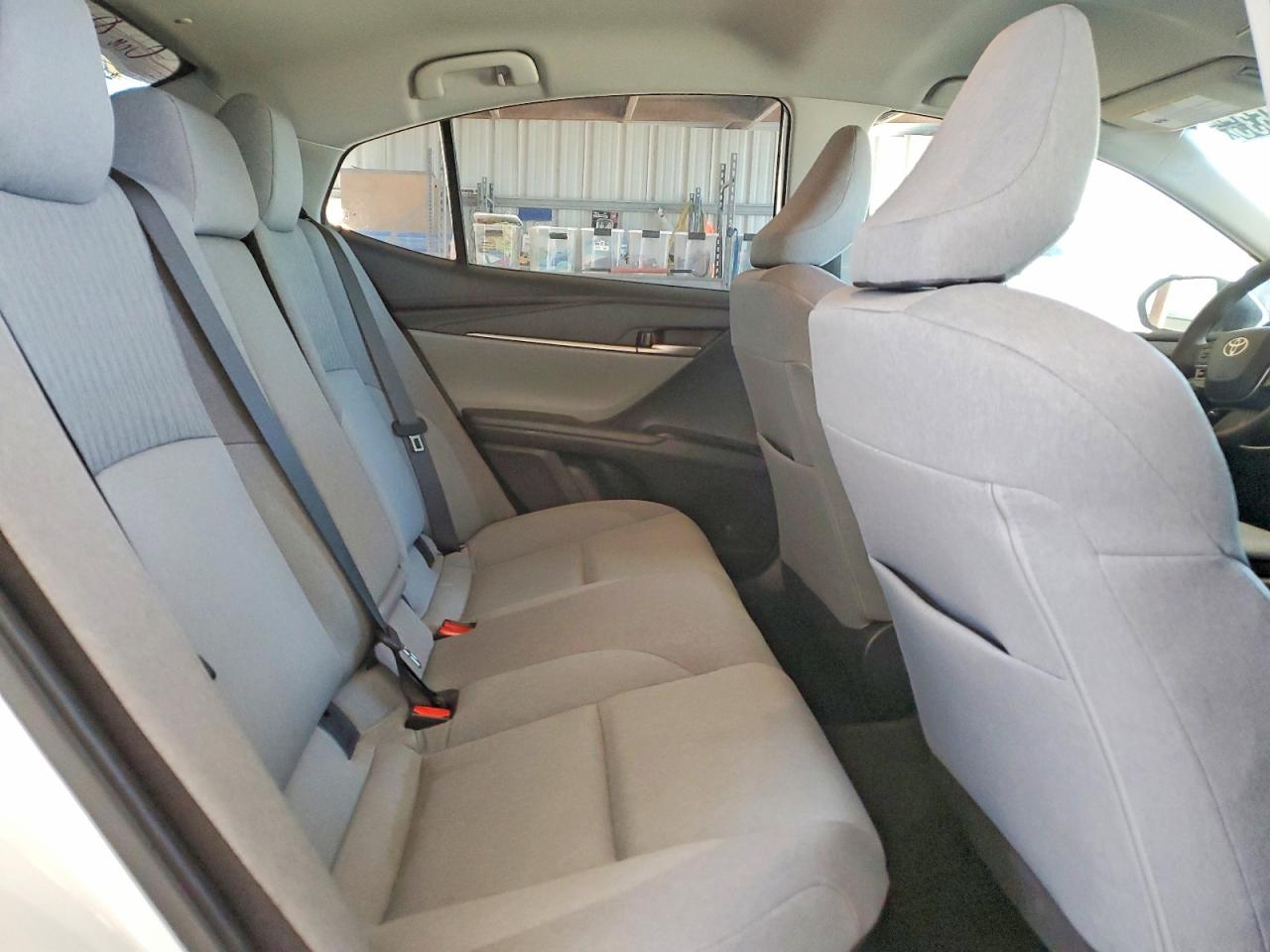 2025 TOYOTA CAMRY LE photo 10