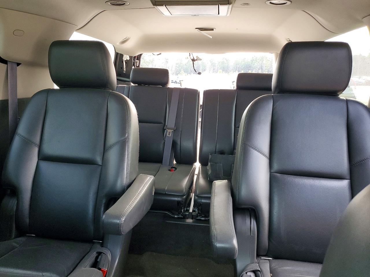 2011 CHEVROLET SUBURBAN K1500 LTZ photo 19