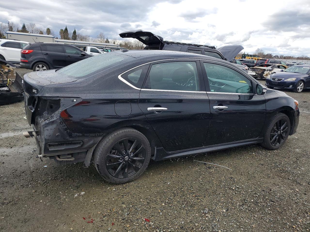 2017 NISSAN SENTRA S photo 5