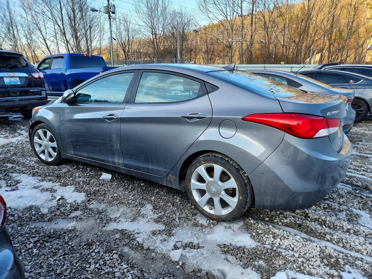 2013 HYUNDAI ELANTRA LIMITED photo 3
