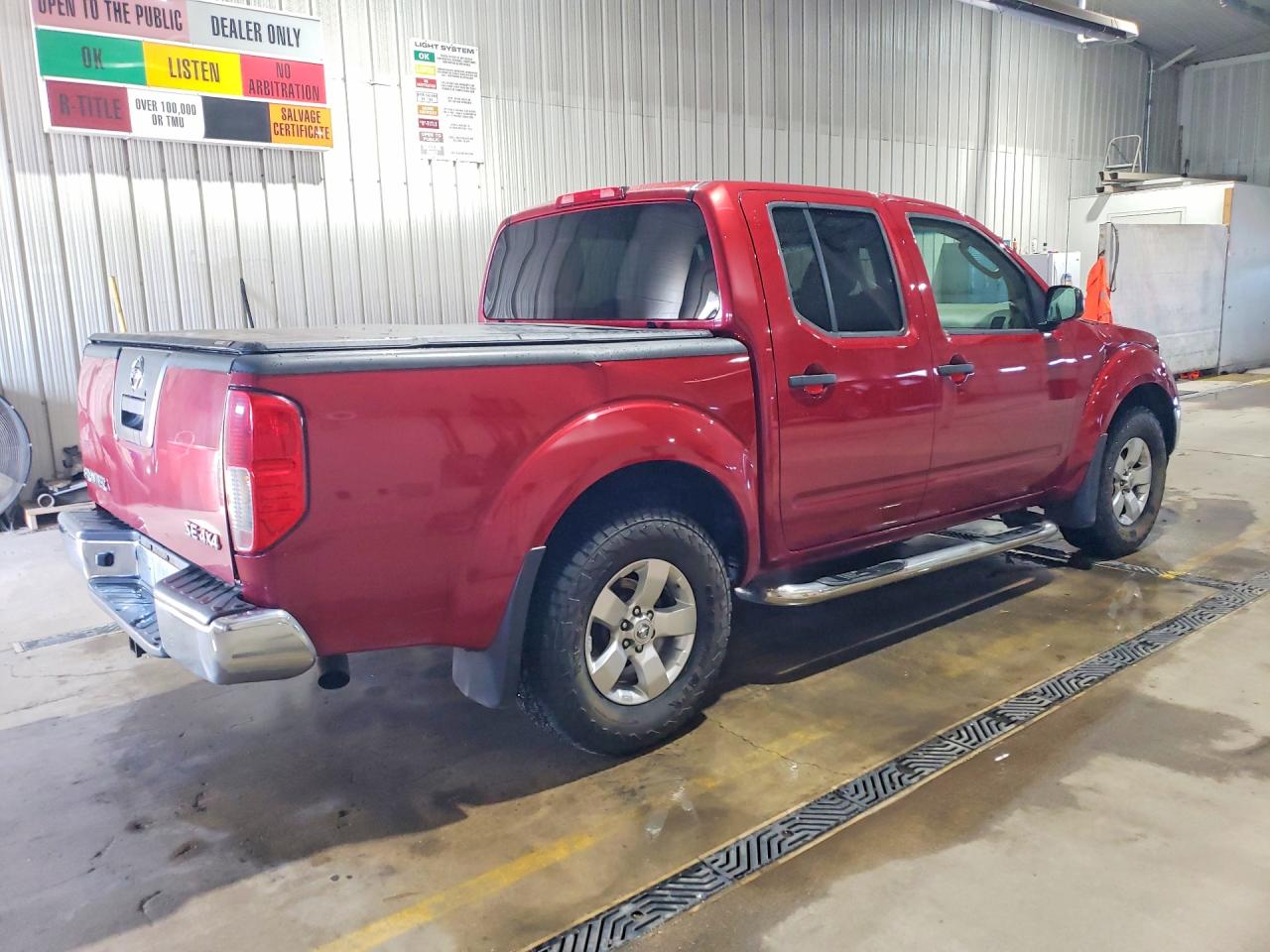 2010 NISSAN FRONTIER CREW CAB SE photo 3