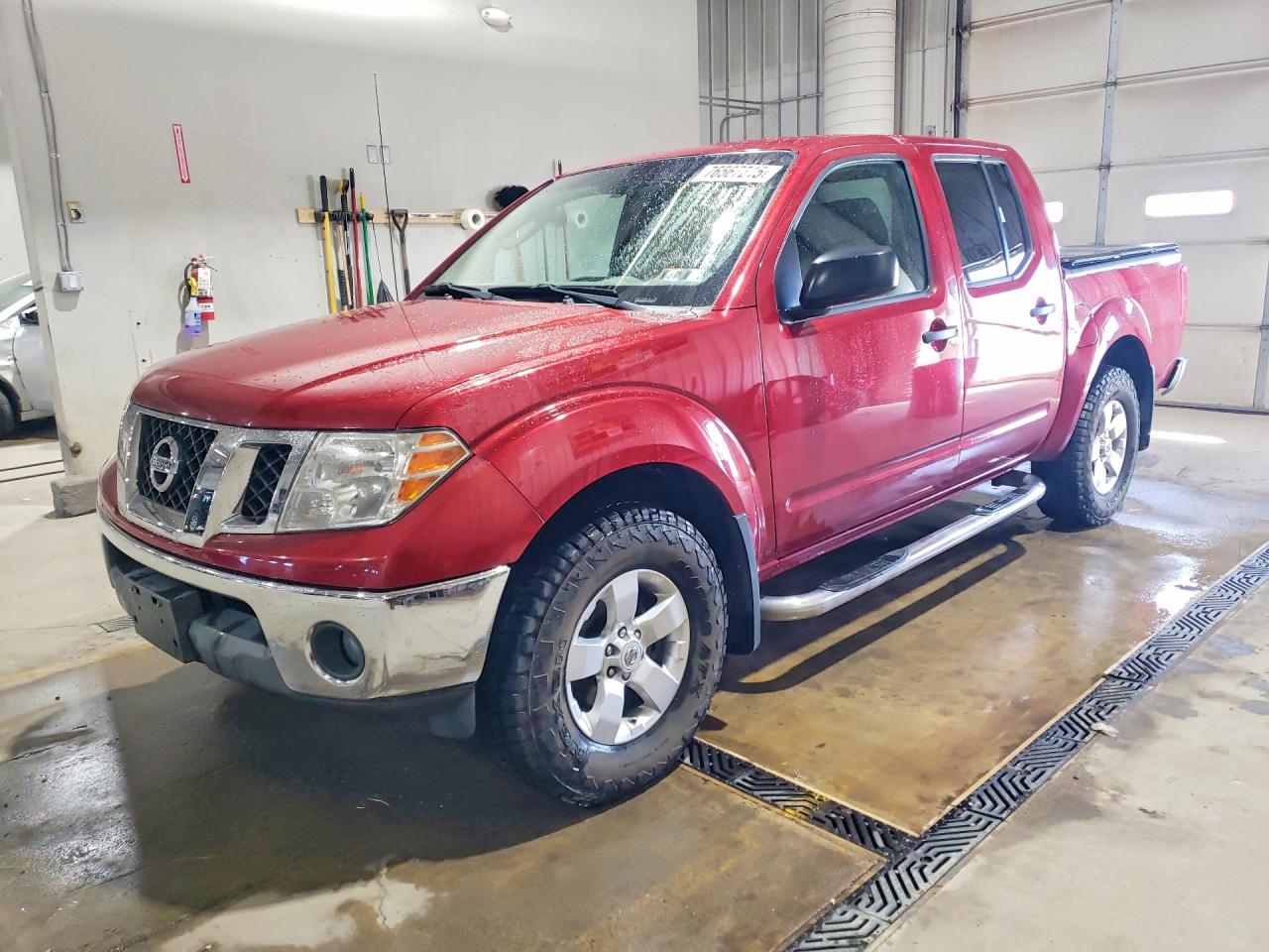 2010 NISSAN FRONTIER