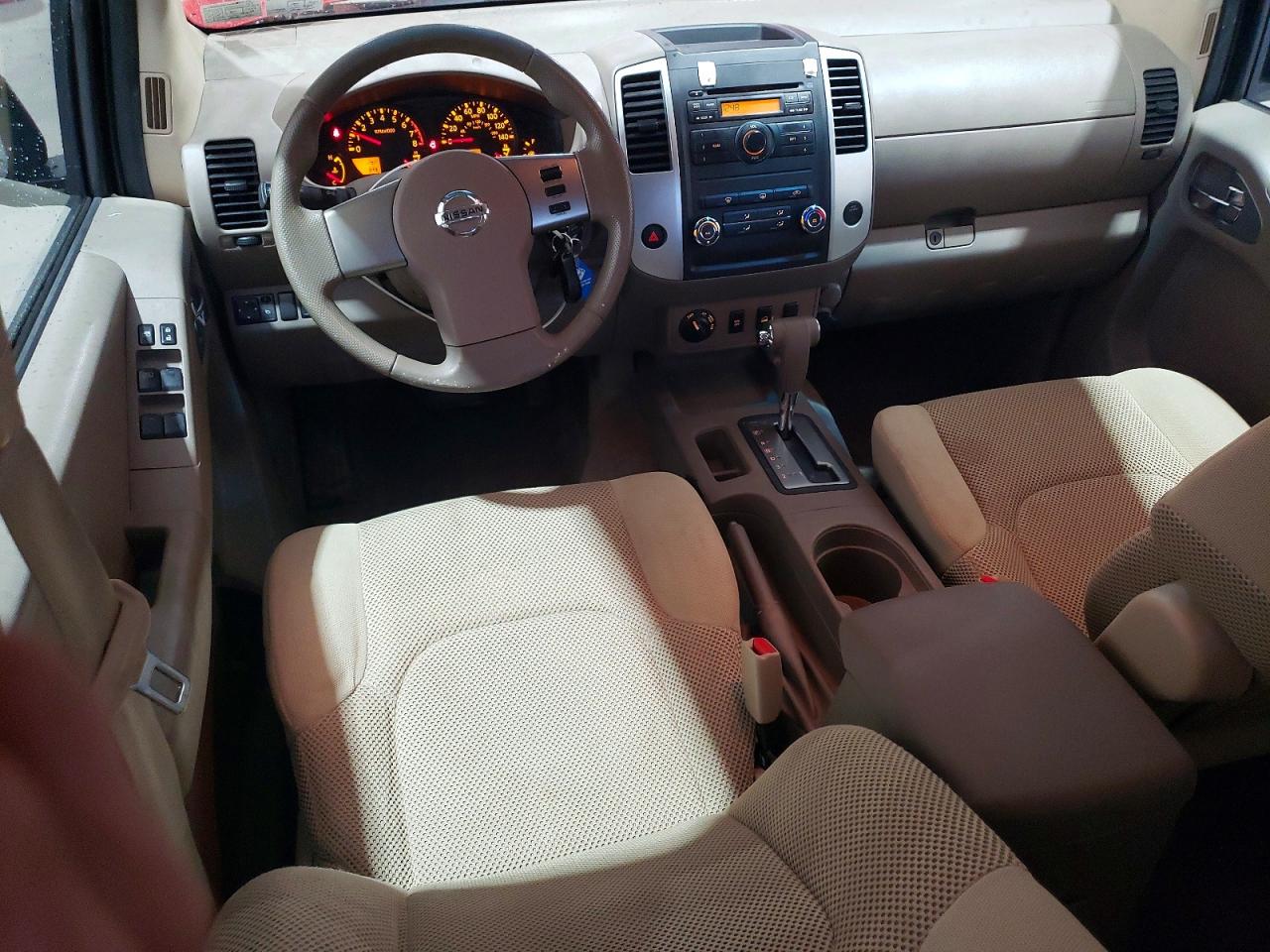 2010 NISSAN FRONTIER CREW CAB SE photo 8