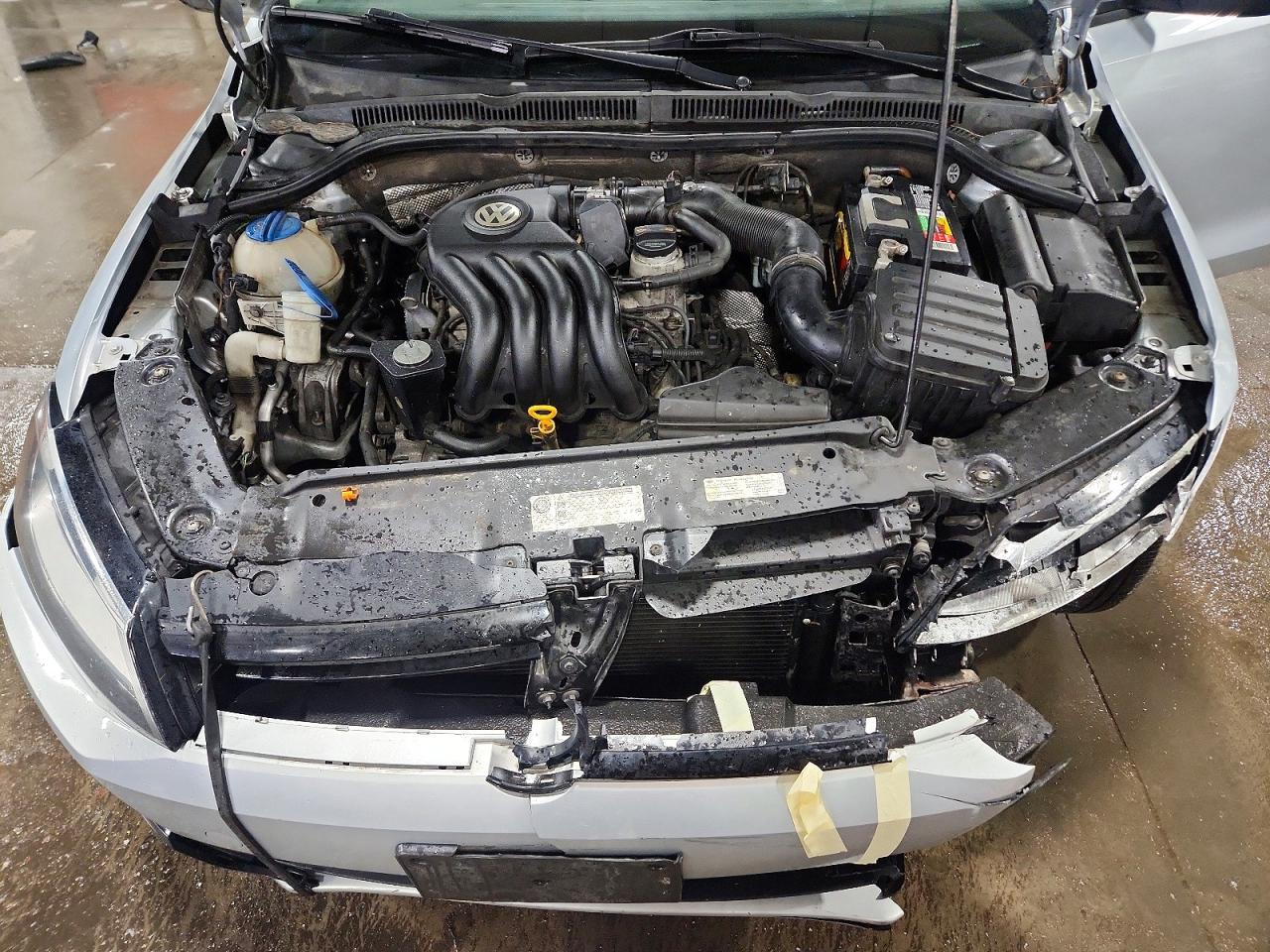 2013 VOLKSWAGEN JETTA BASE photo 21