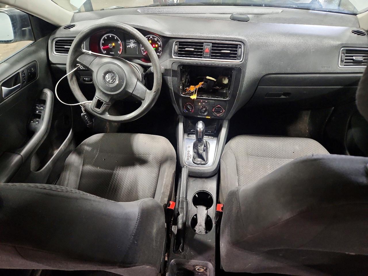 2013 VOLKSWAGEN JETTA BASE photo 15