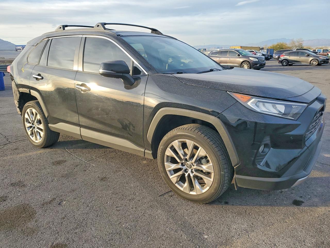 2019 TOYOTA RAV4 LIMITED photo 10