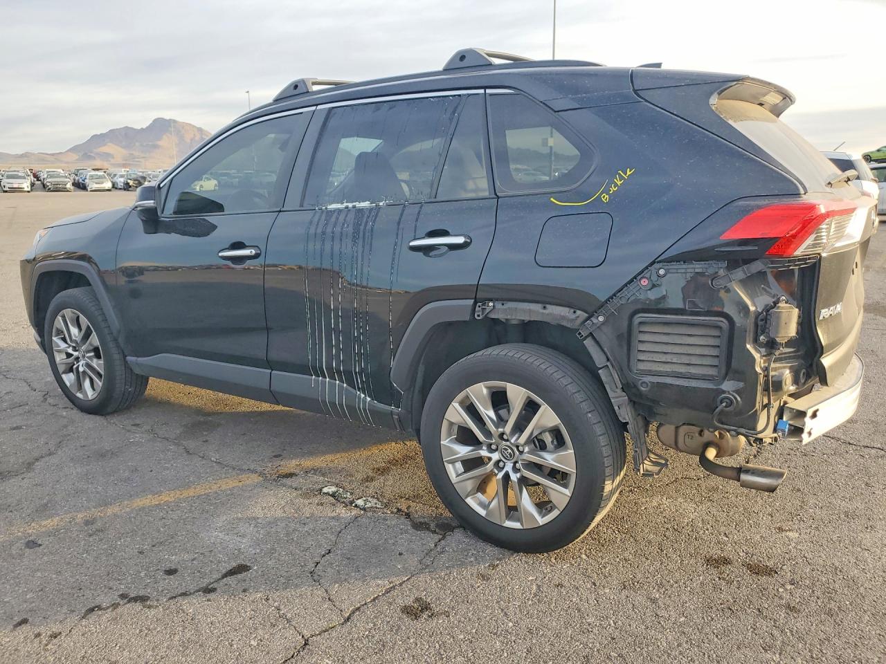 2019 TOYOTA RAV4 LIMITED photo 4