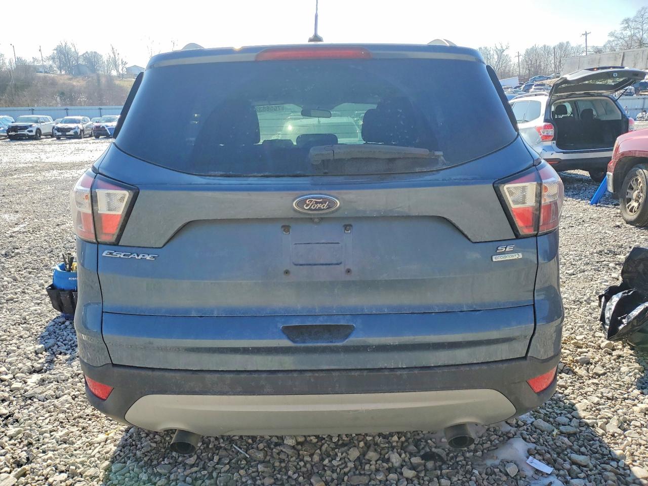 2018 FORD ESCAPE SE photo 11