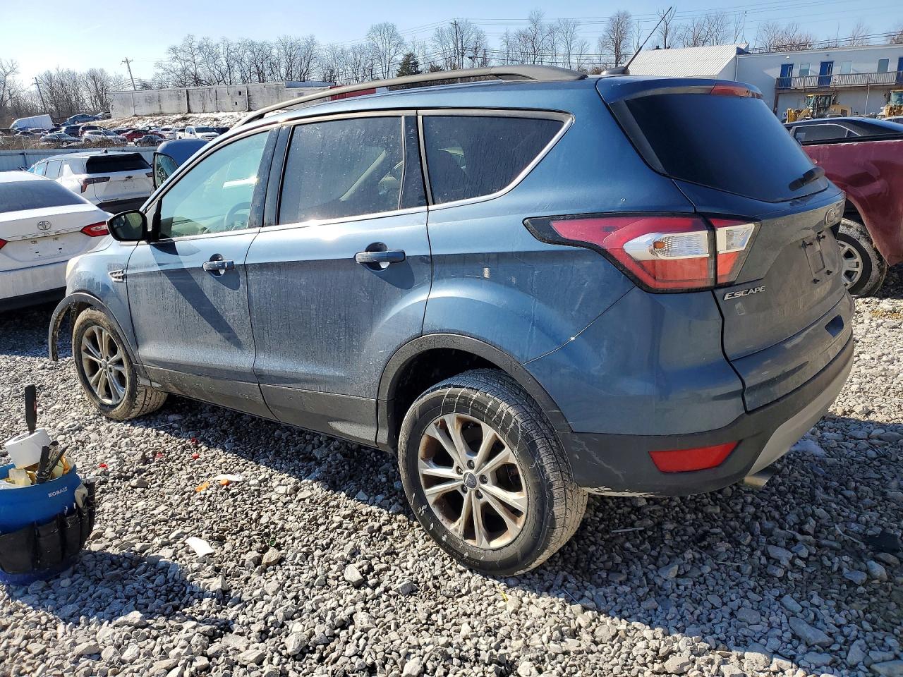 2018 FORD ESCAPE SE photo 3