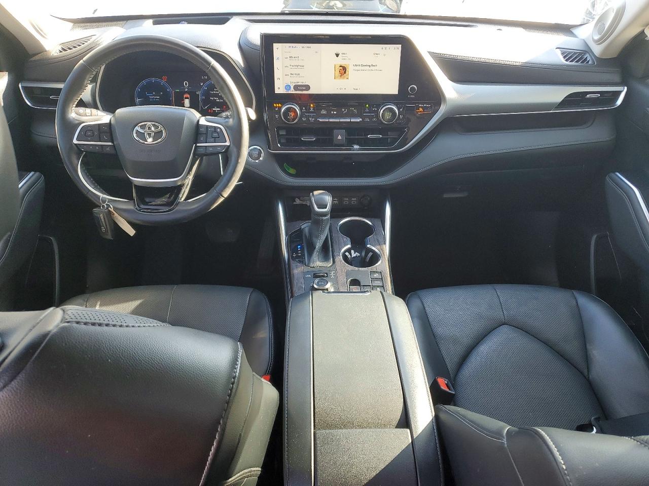 2023 TOYOTA HIGHLANDER L photo 15