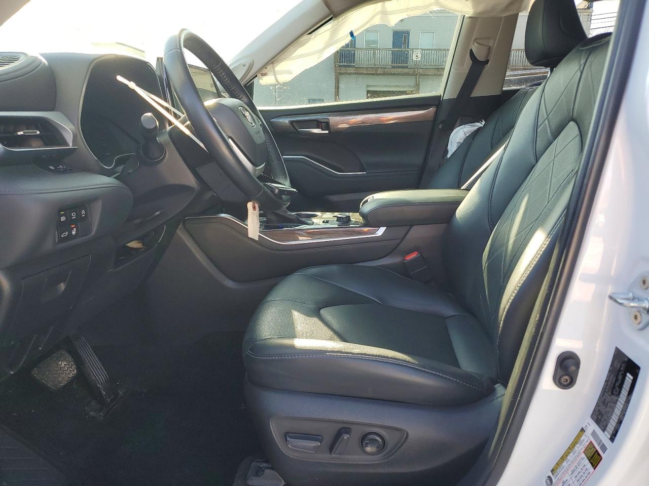 2023 TOYOTA HIGHLANDER L photo 13