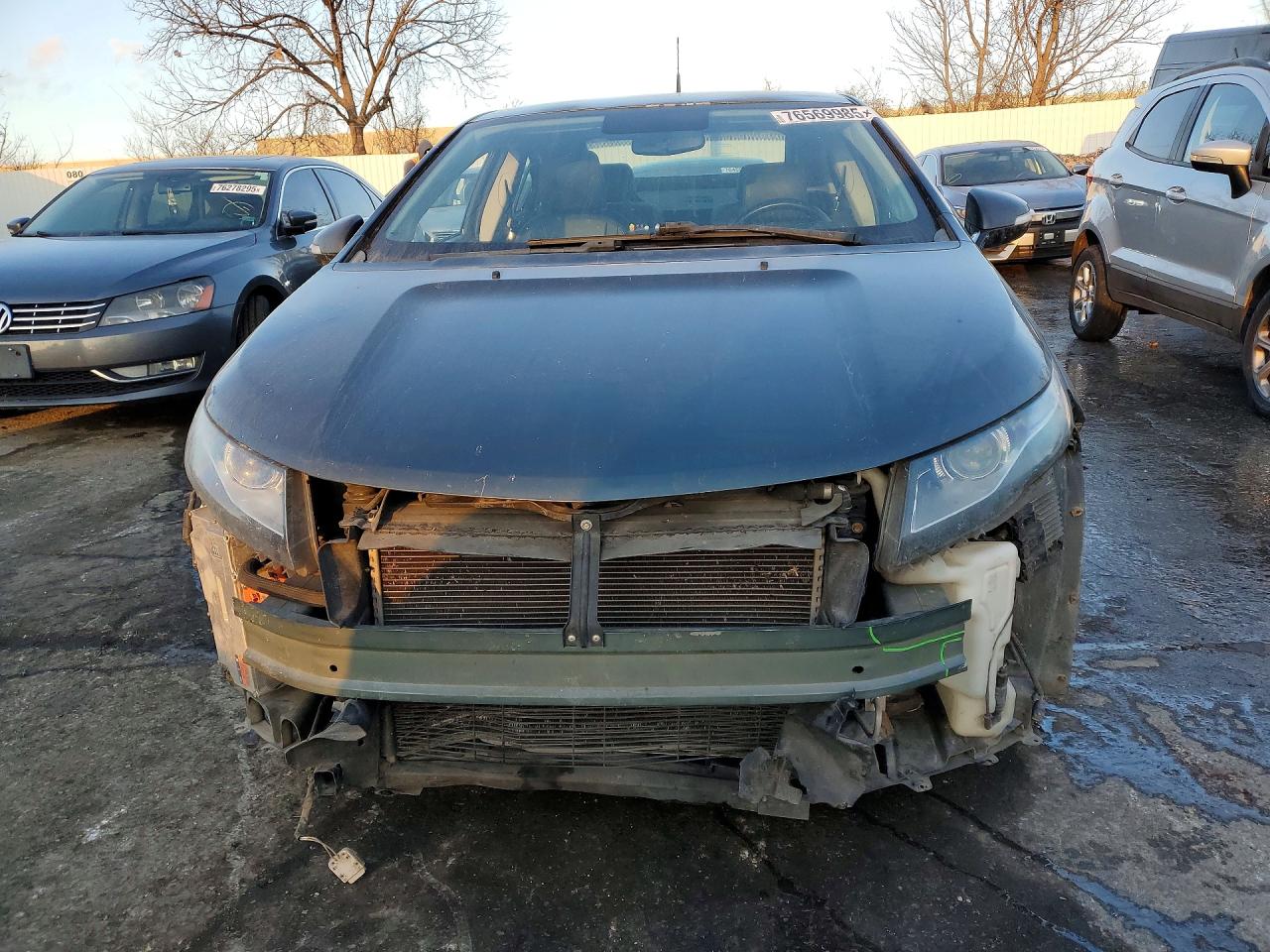 2013 CHEVROLET VOLT photo 9