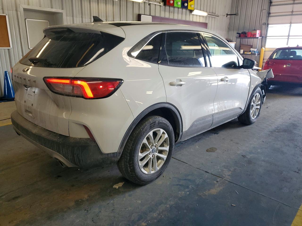 2022 FORD ESCAPE SE photo 7