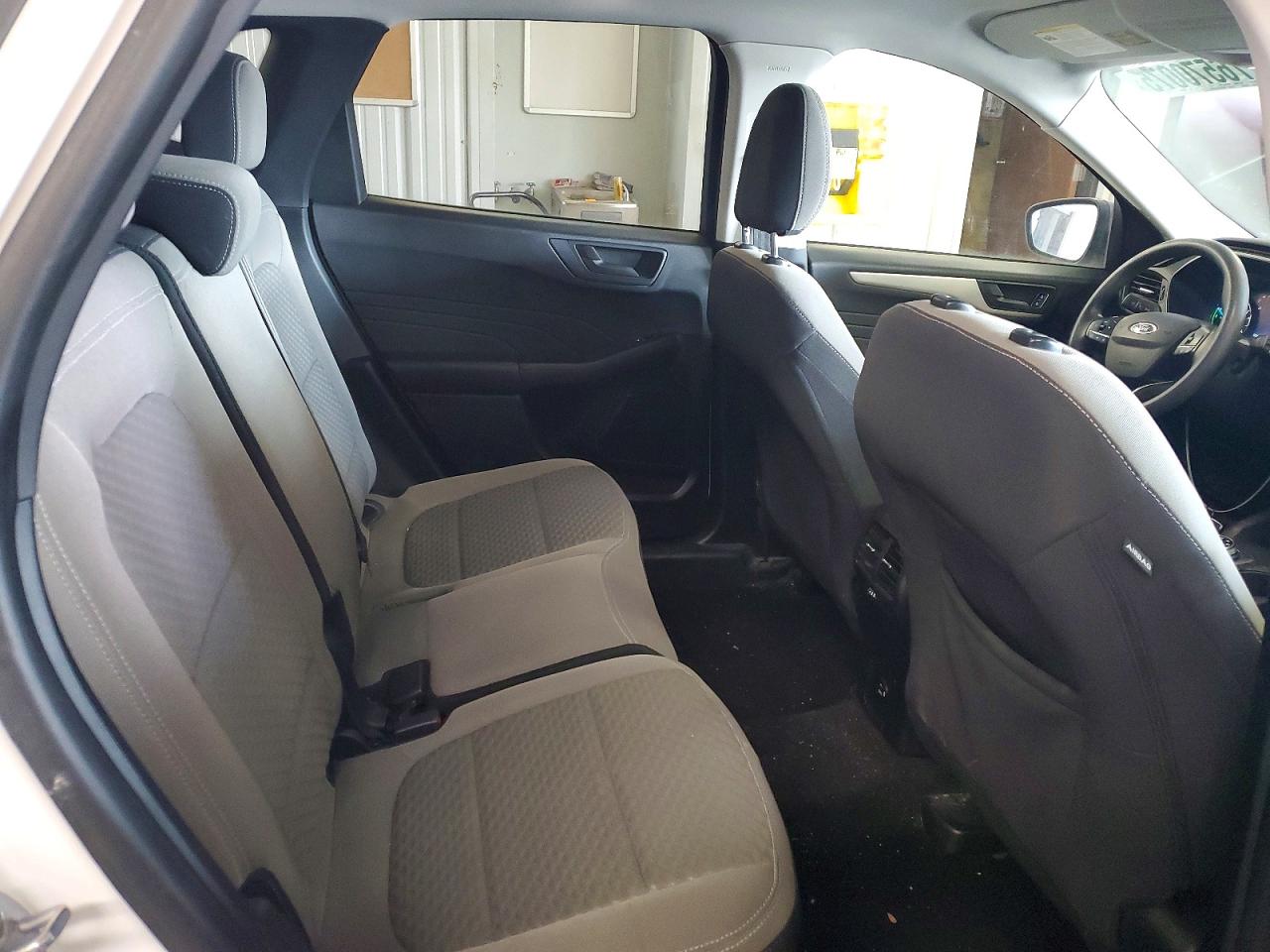2022 FORD ESCAPE SE photo 31