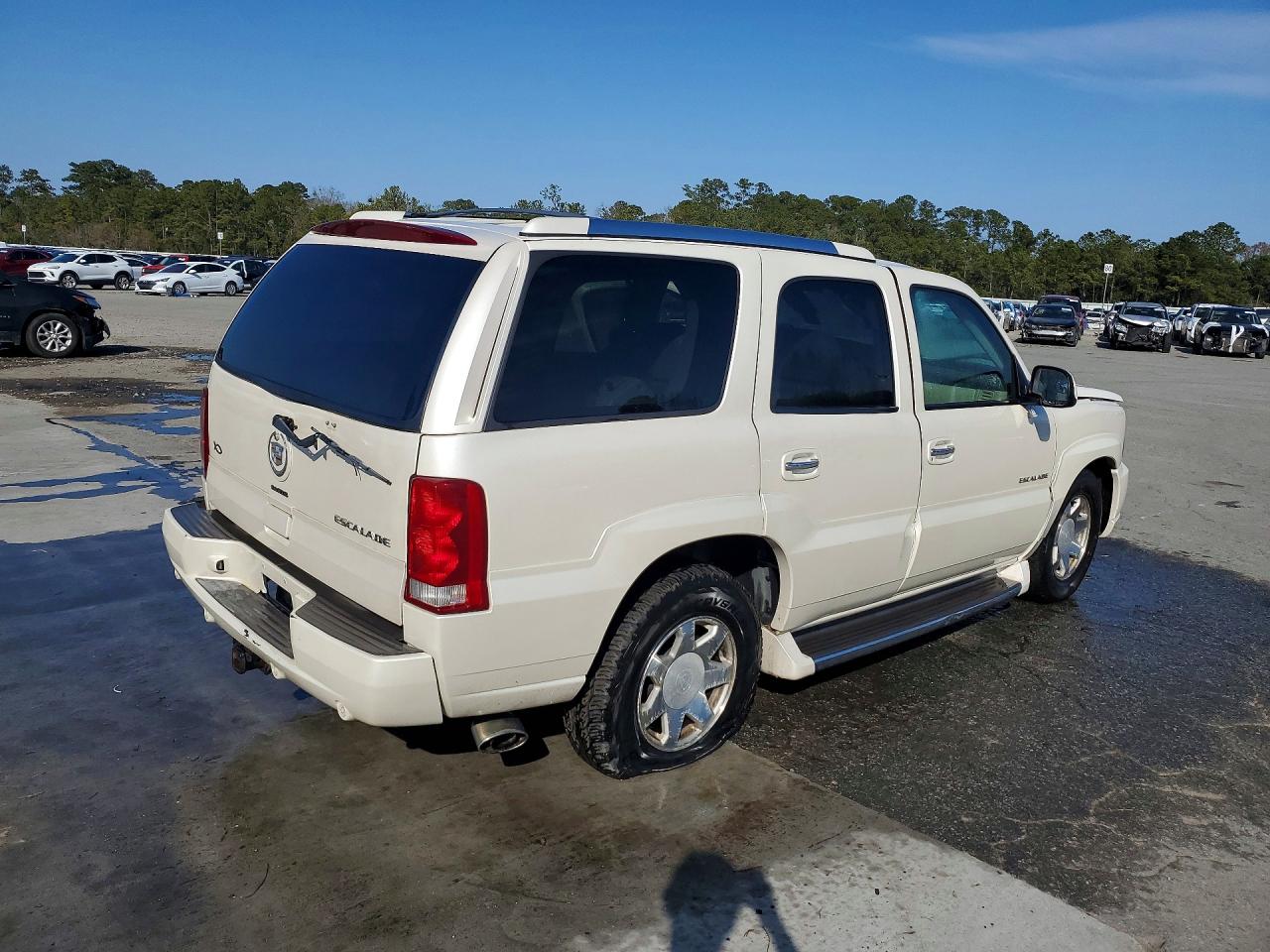 2002 CADILLAC ESCALADE LUXURY photo 3