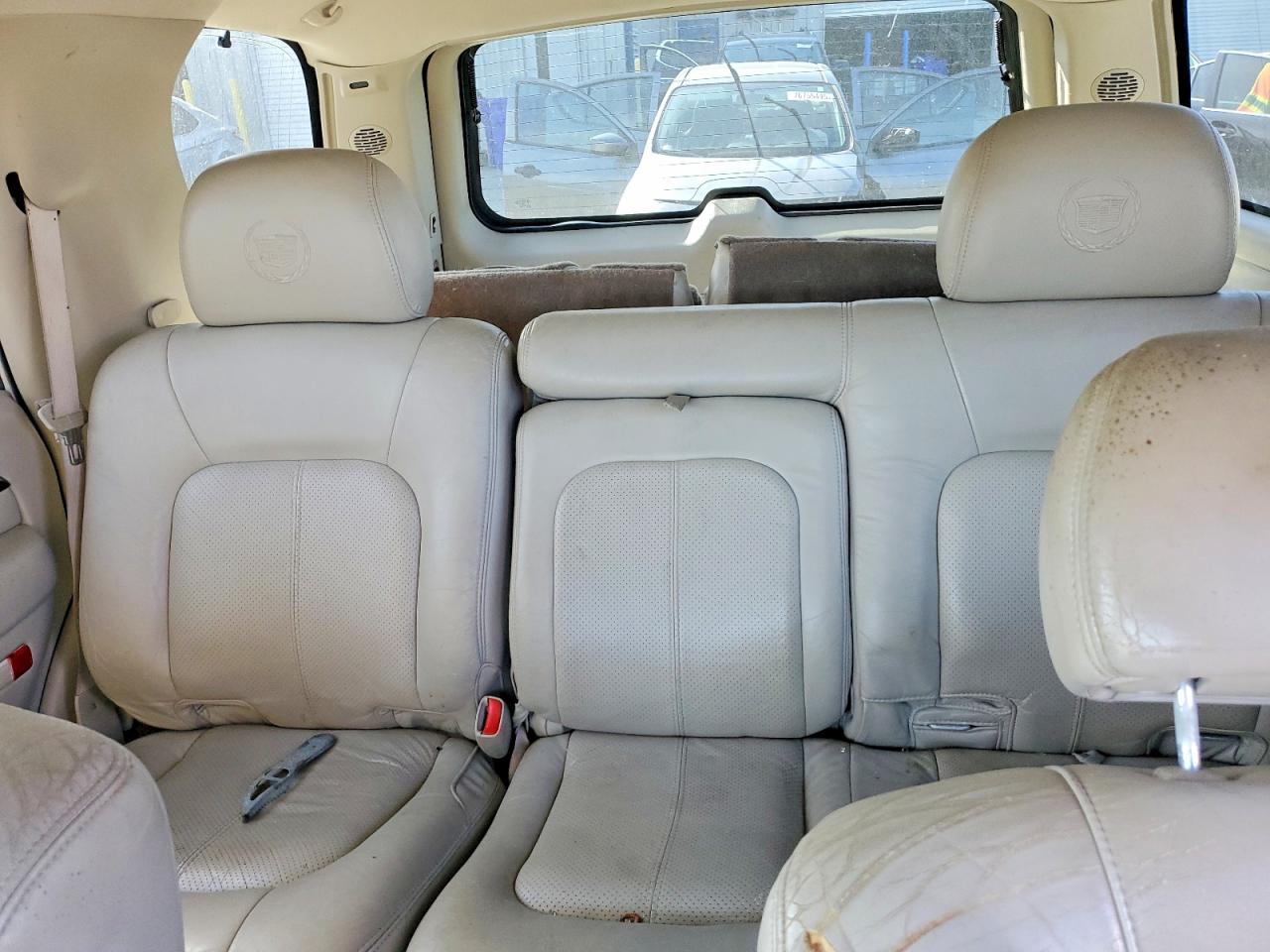 2002 CADILLAC ESCALADE LUXURY photo 10