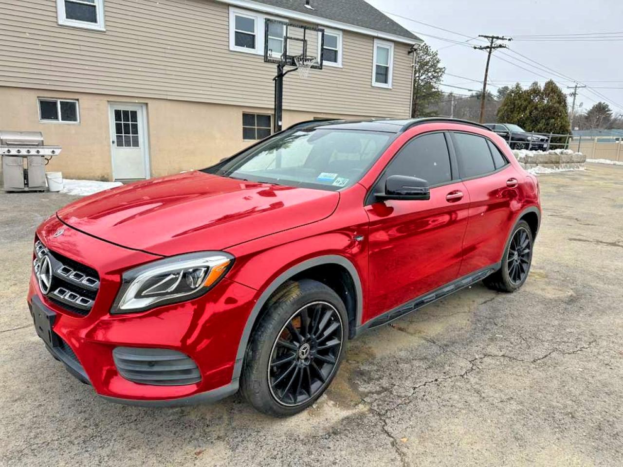 2019 MERCEDES-BENZ GLA