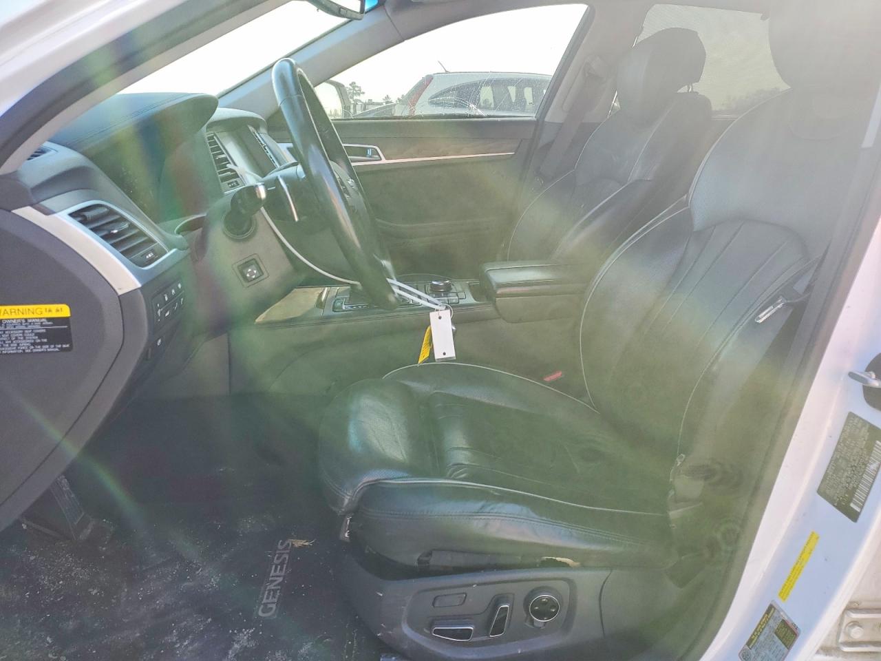 2015 HYUNDAI GENESIS 5.0L photo 7