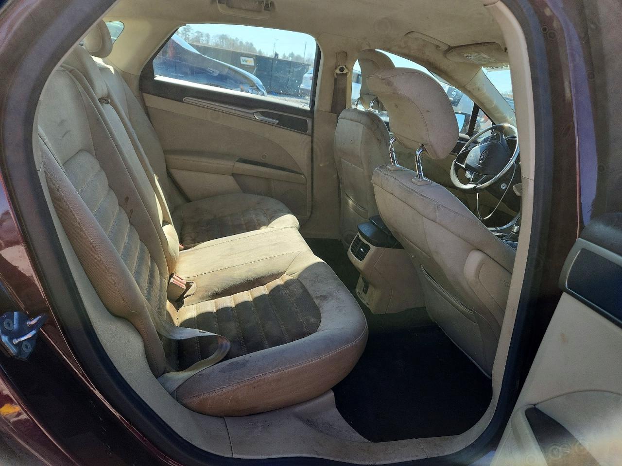 2013 FORD FUSION SE photo 19