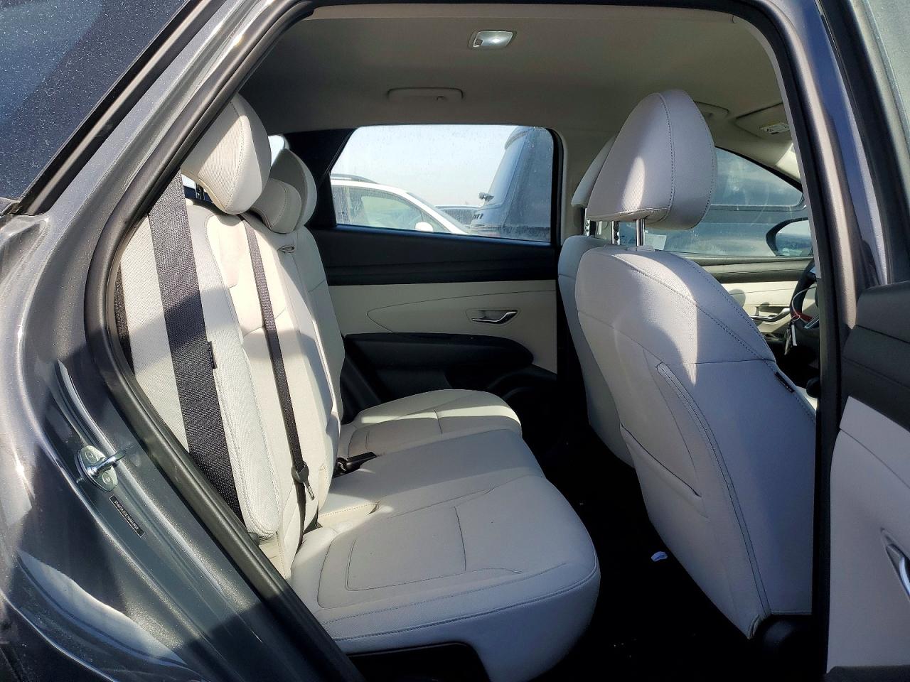 2025 HYUNDAI TUCSON SE photo 19