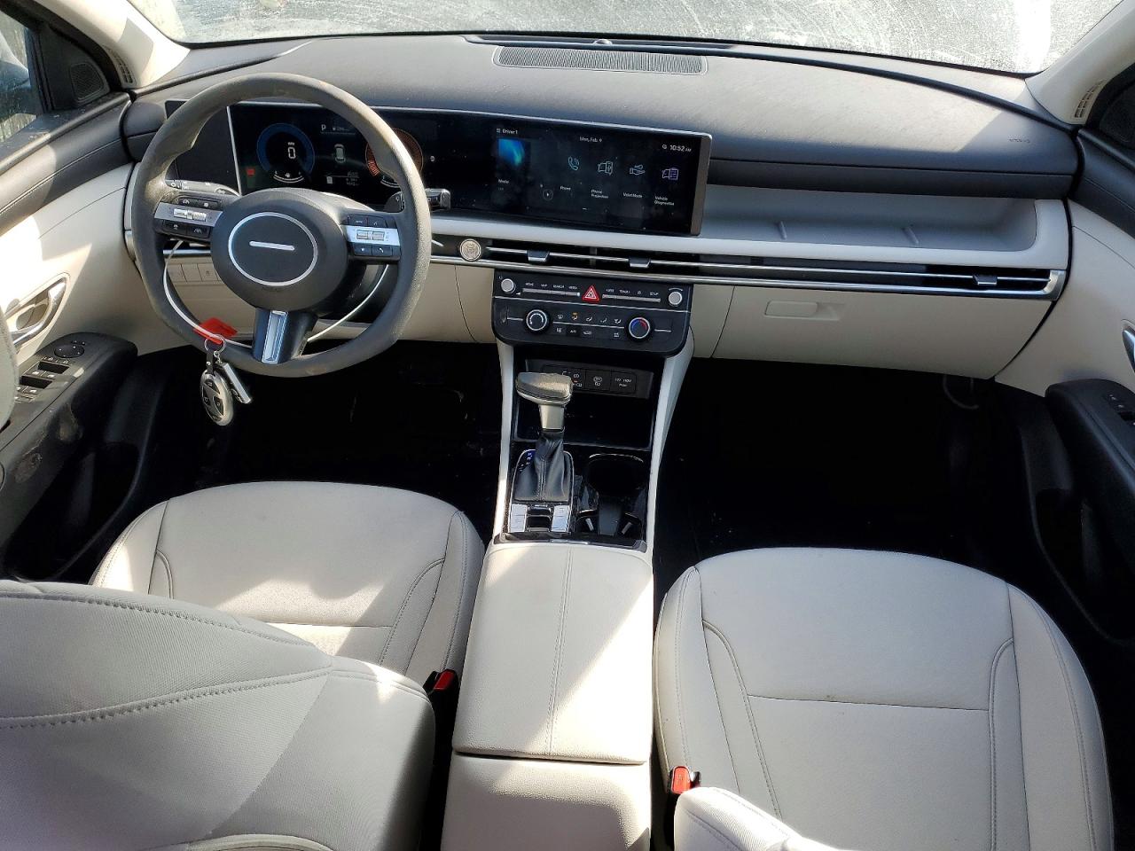 2025 HYUNDAI TUCSON SE photo 15