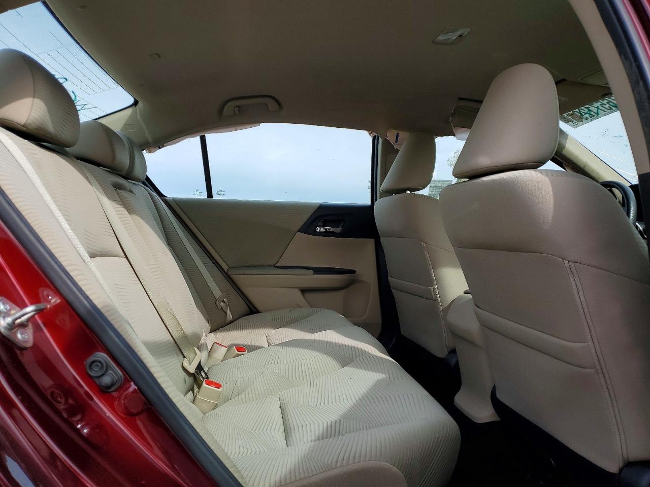 2016 HONDA ACCORD LX photo 19