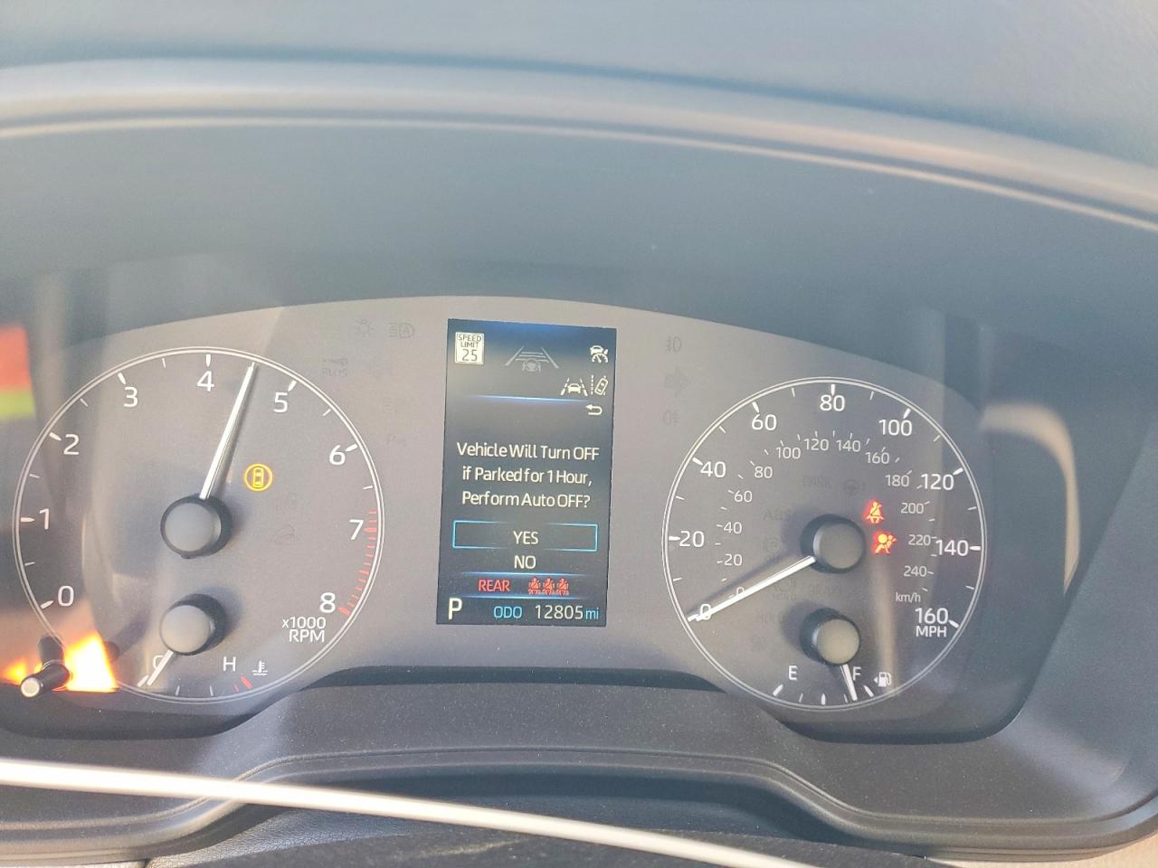 2025 TOYOTA COROLLA LE photo 25