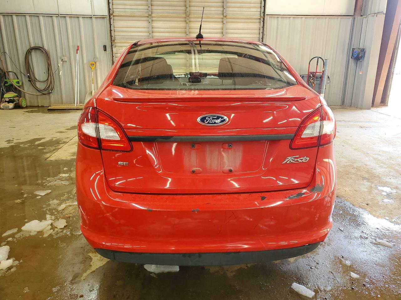 2012 FORD FIESTA SE photo 16