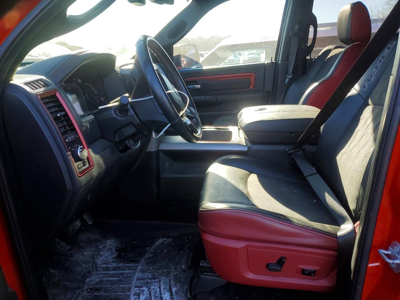 2016 RAM 1500 REBEL photo 13