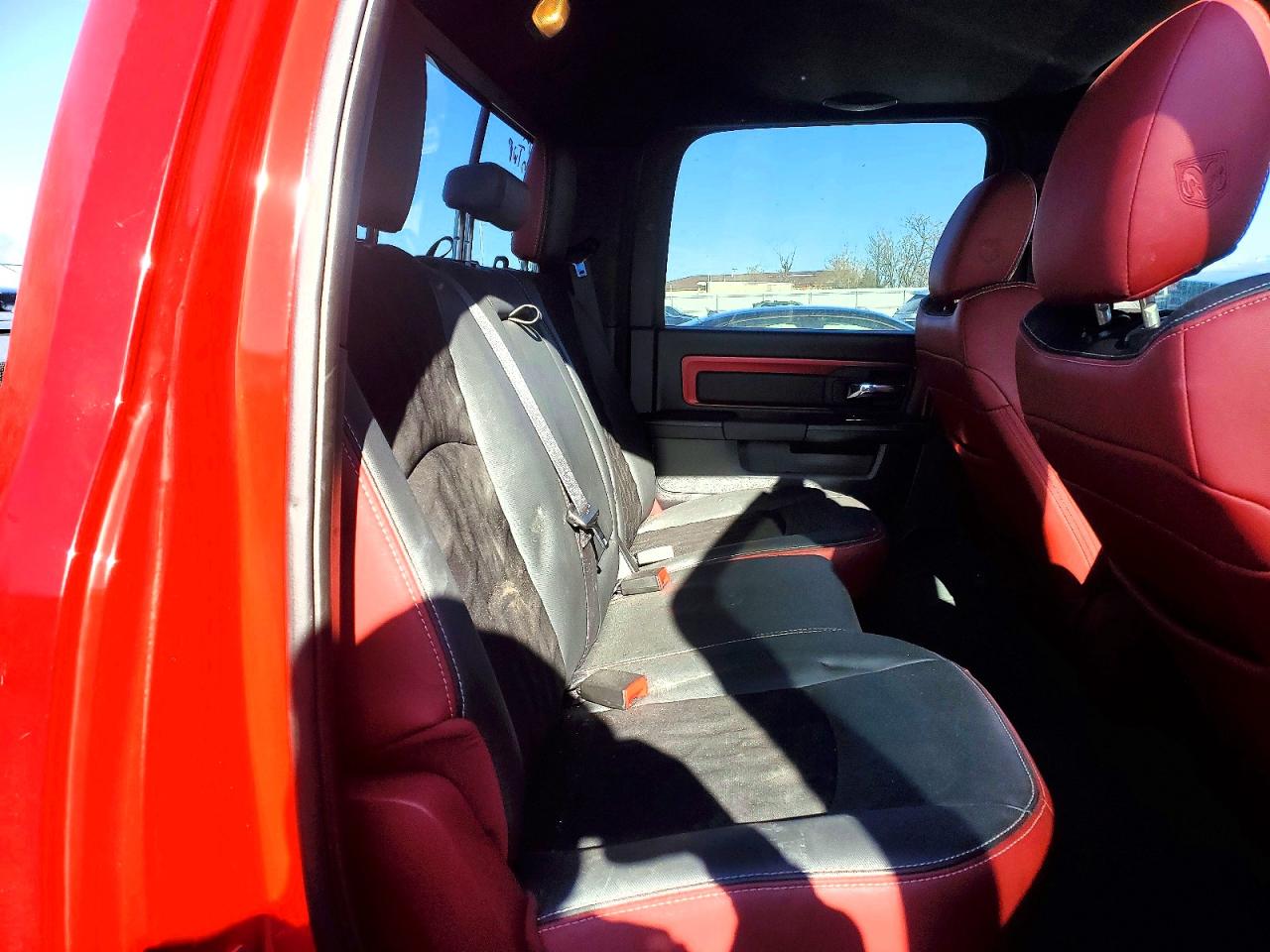 2016 RAM 1500 REBEL photo 19