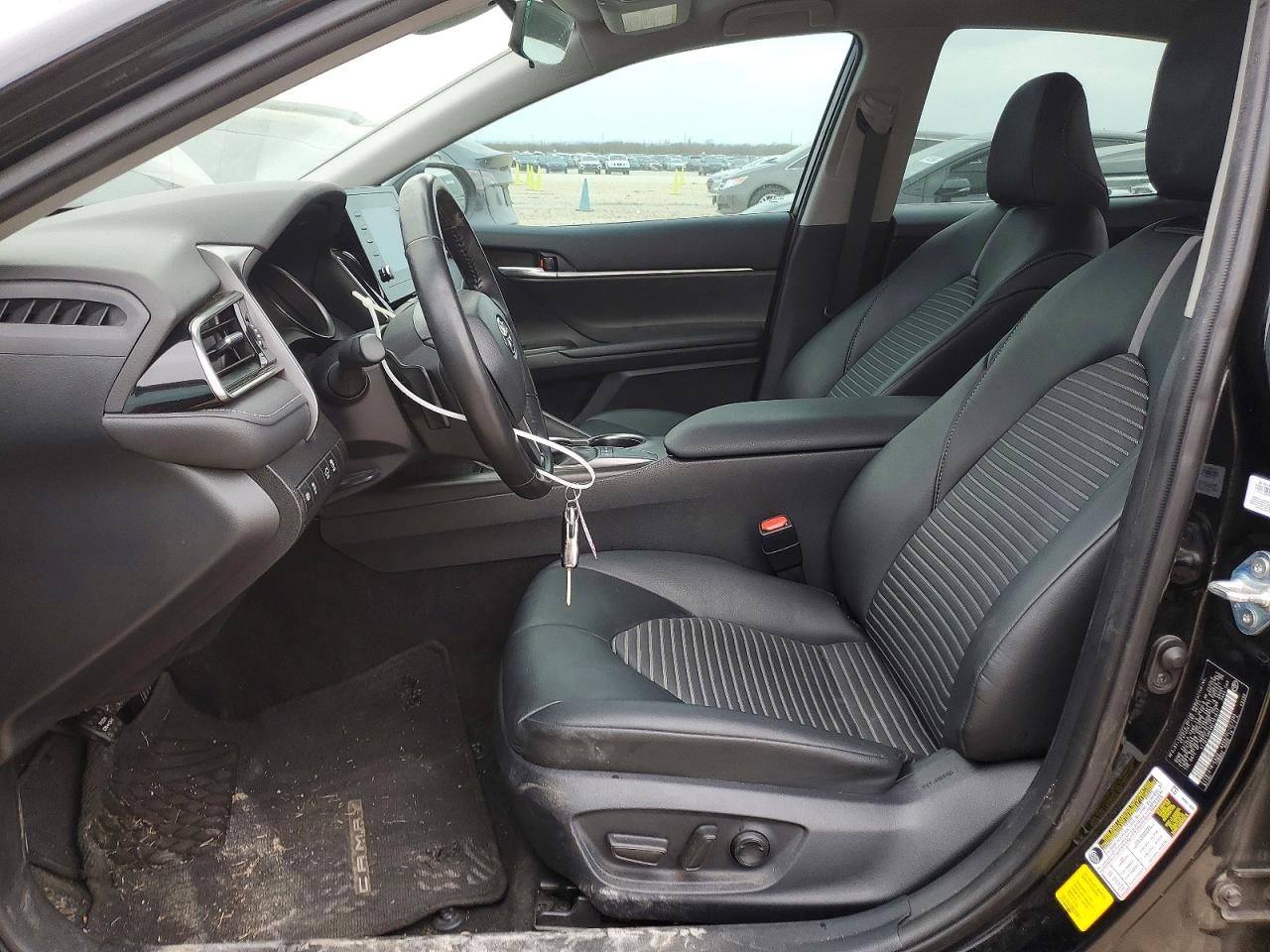 2024 TOYOTA CAMRY SE photo 7