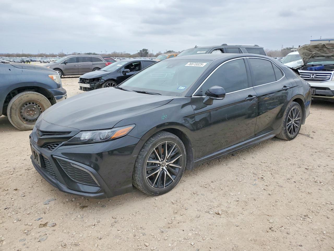 2024 TOYOTA CAMRY