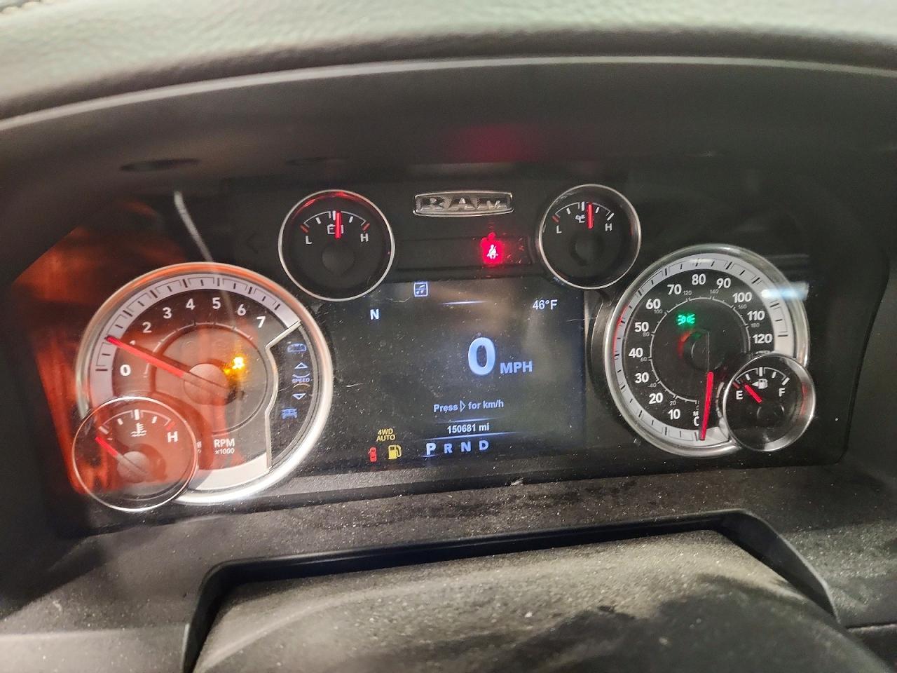 2017 RAM 1500 SPORT photo 9