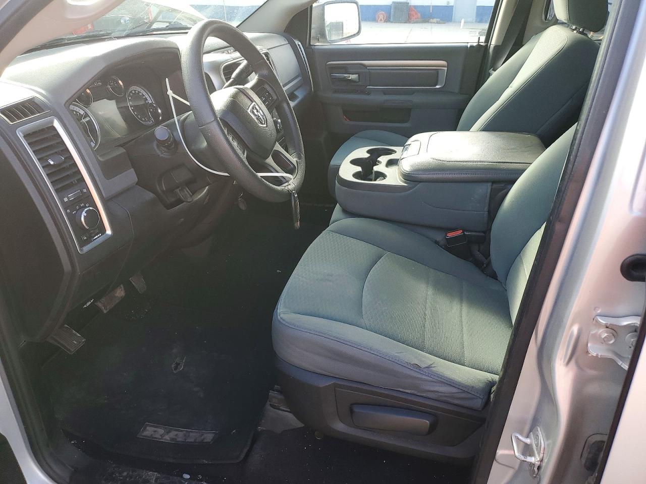 2013 RAM 1500 SLT photo 7