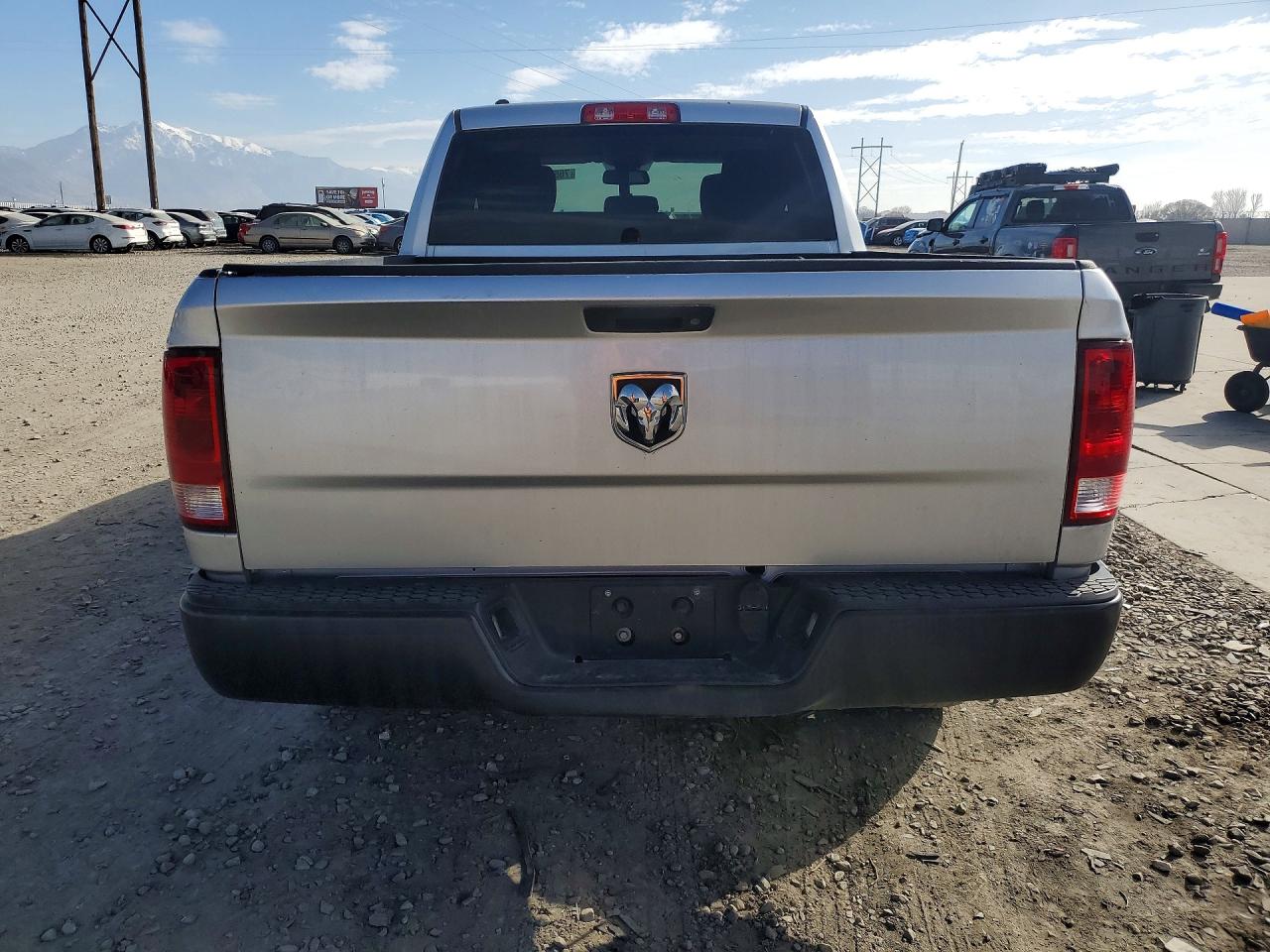 2013 RAM 1500 SLT photo 6
