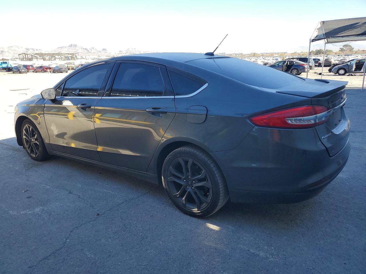 2018 FORD FUSION S photo 2