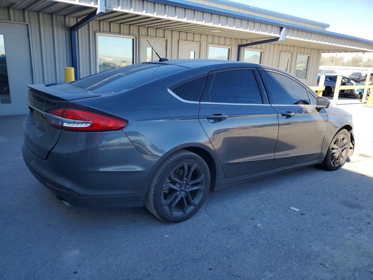 2018 FORD FUSION S photo 3