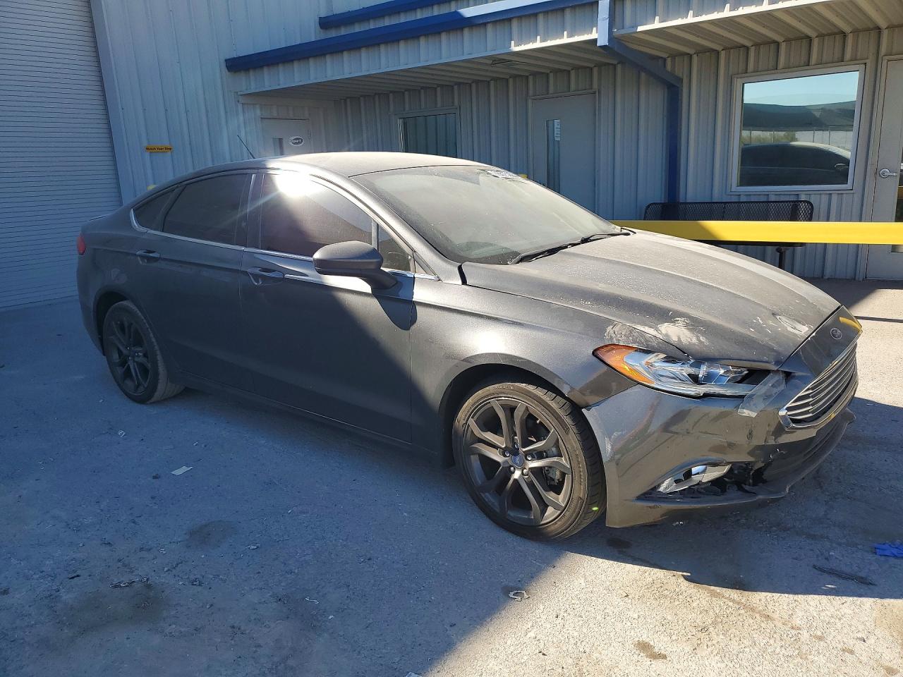 2018 FORD FUSION S photo 4