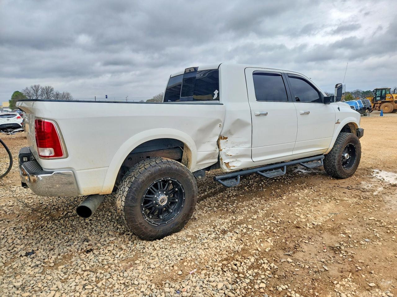 2017 RAM 2500 LARAMIE photo 3