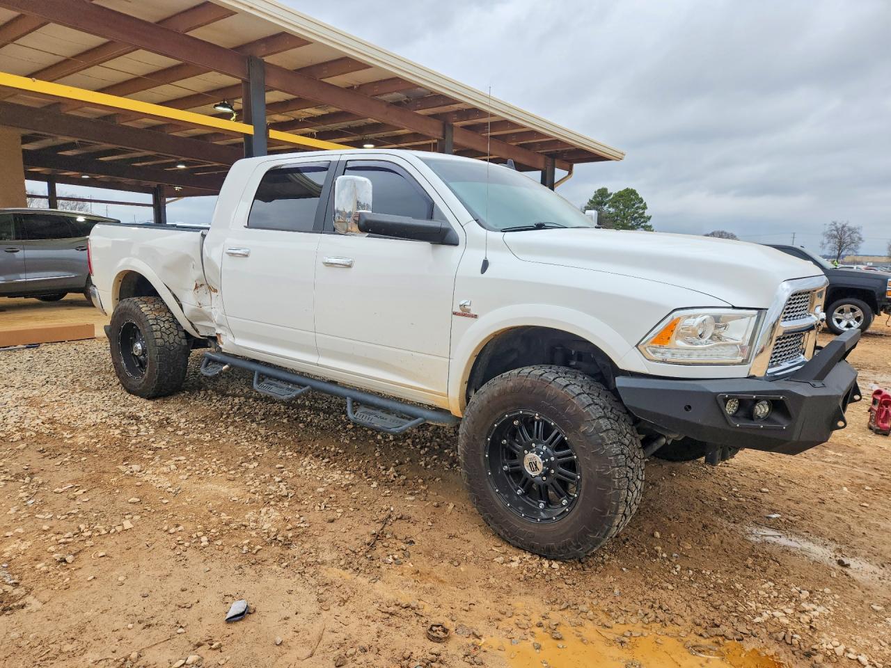 2017 RAM 2500 LARAMIE photo 4