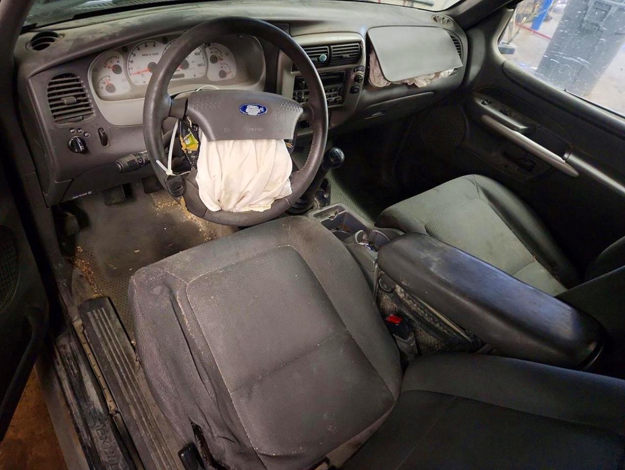 2002 FORD EXPLORER SPORT photo 8
