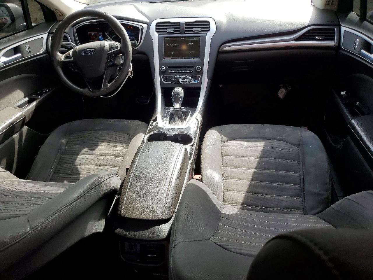 2016 FORD FUSION SE photo 15