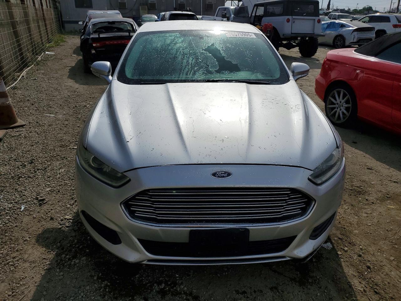 2016 FORD FUSION SE photo 9