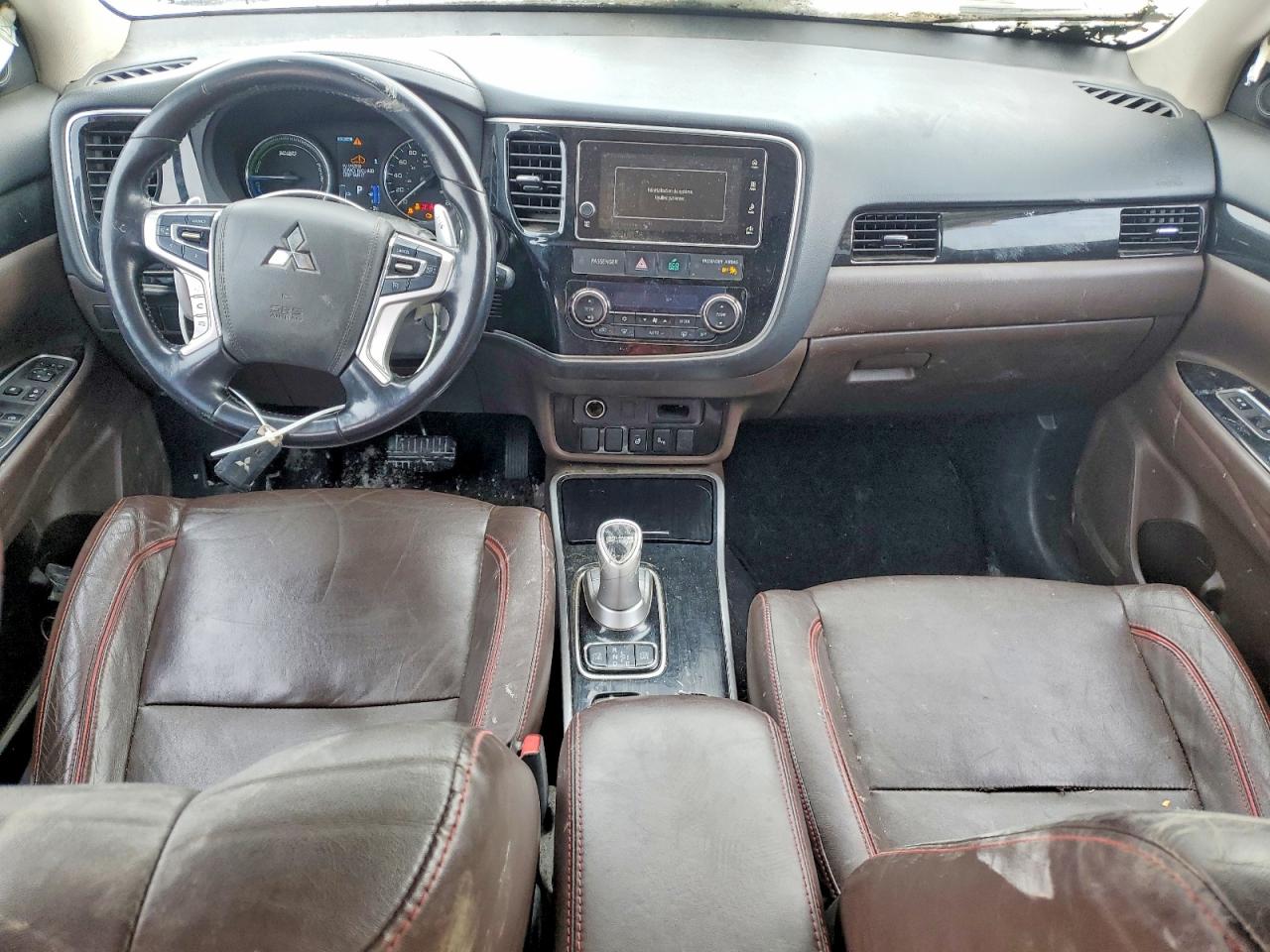 2018 MITSUBISHI OUTLANDER SE photo 8