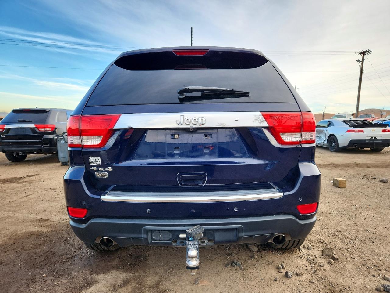 2012 JEEP GRAND CHEROKEE OVERLAND photo 6