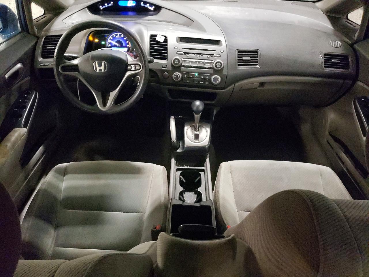 2011 HONDA CIVIC LX photo 8