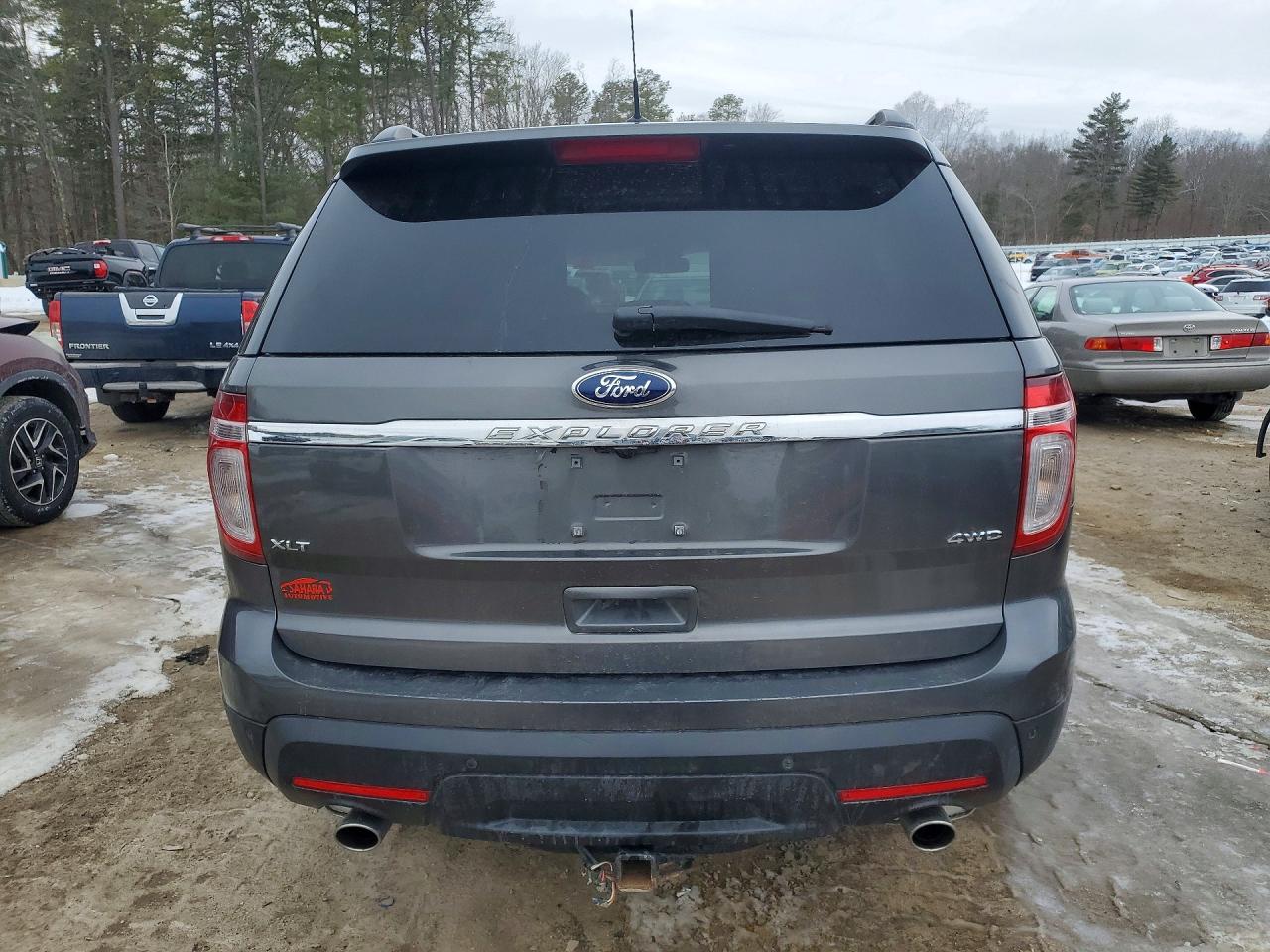 2015 FORD EXPLORER XLT photo 11