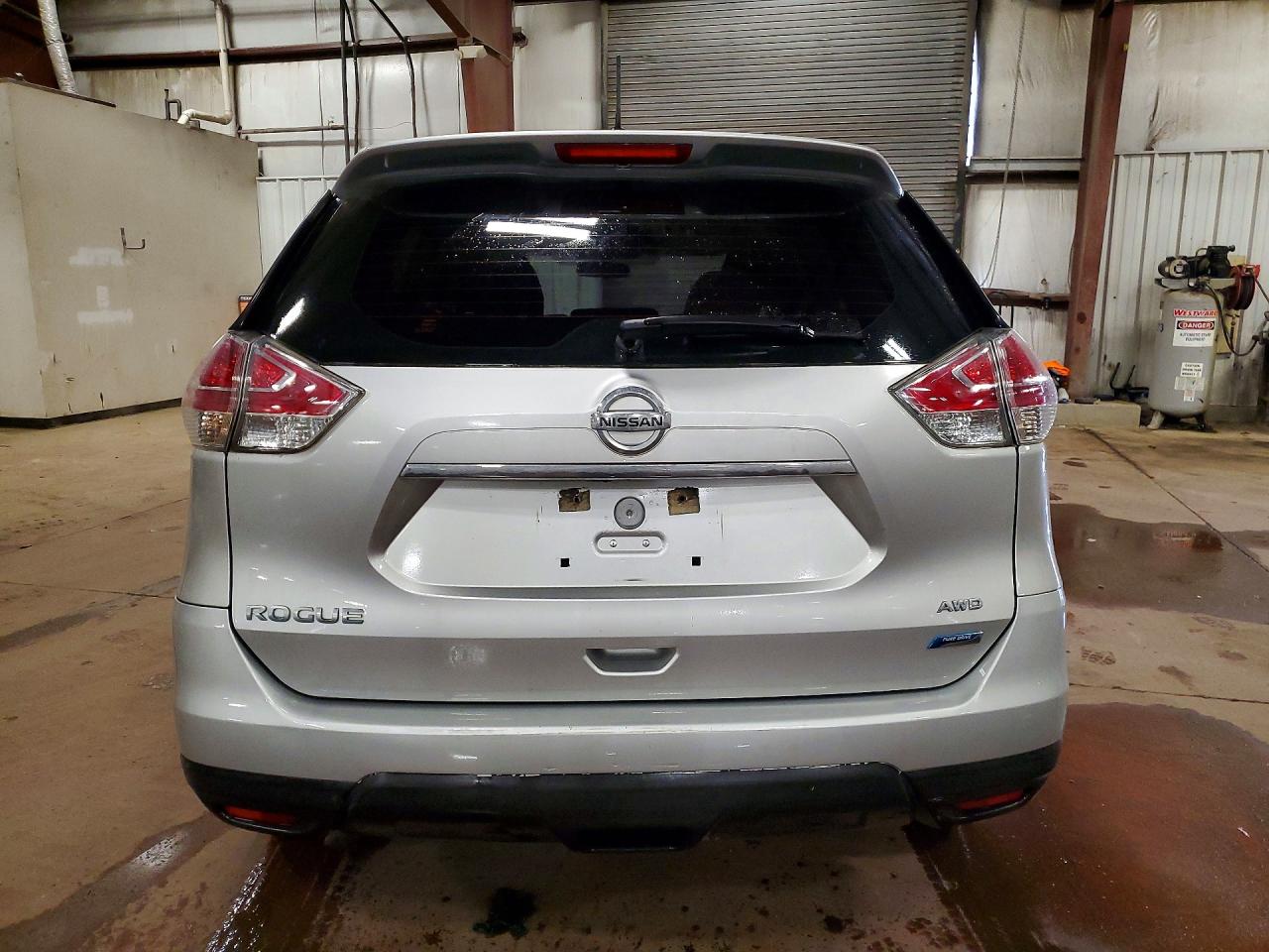 2014 NISSAN ROGUE S photo 6