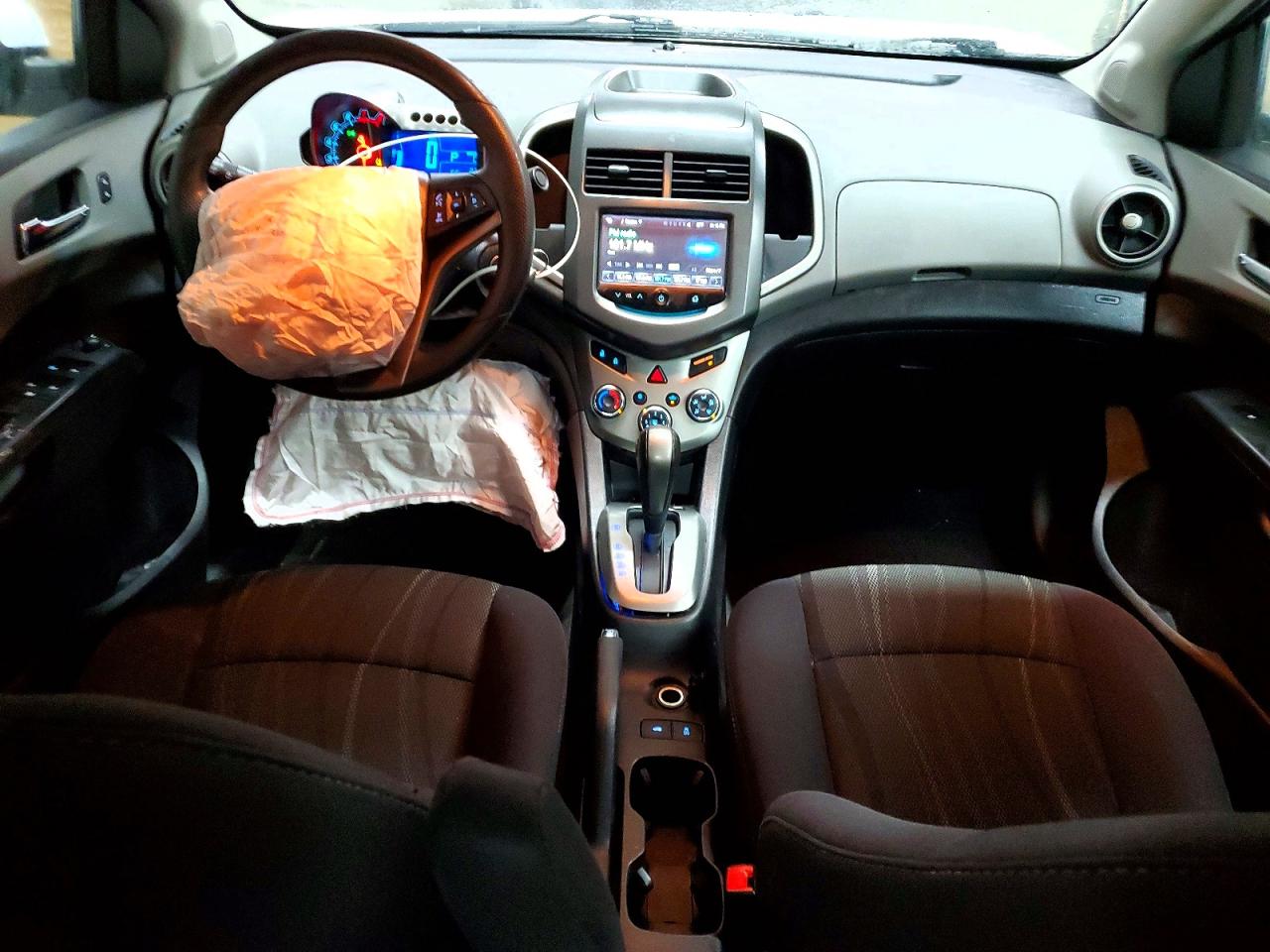 2014 CHEVROLET SONIC LT photo 22